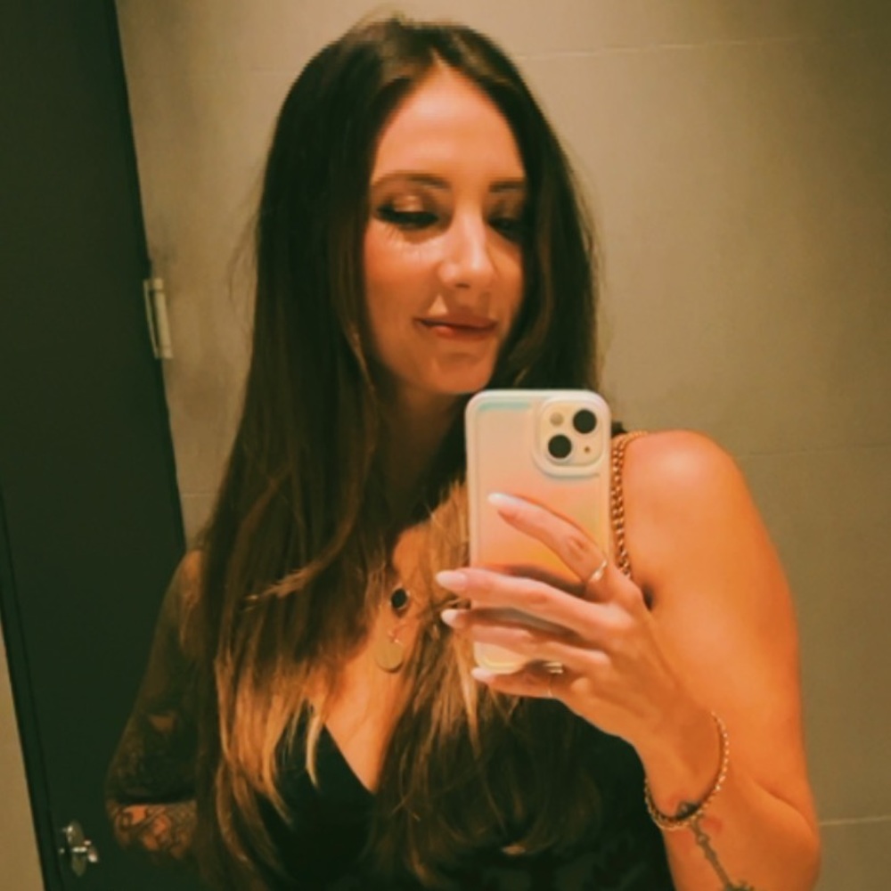 Meet your Posher, Lauren